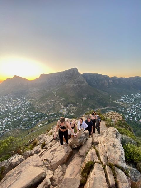 Sunrise & Sunset Lion's Head Hike + Hotel Pick-Up - Who Will Enjoy This Most?