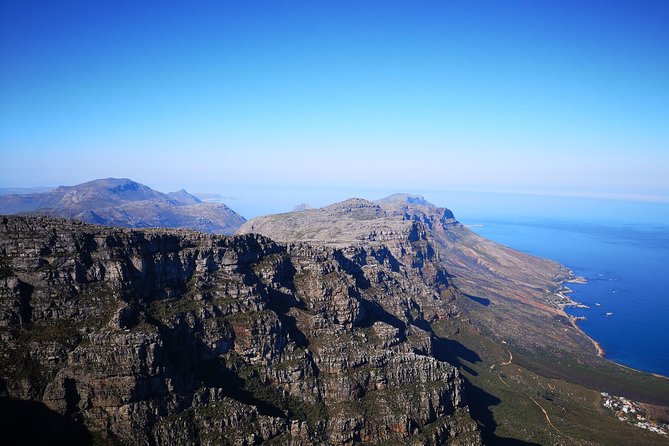 Table Mountain Half Day Hike: Platteklip Gorge - Reaching the Table Mountain summit