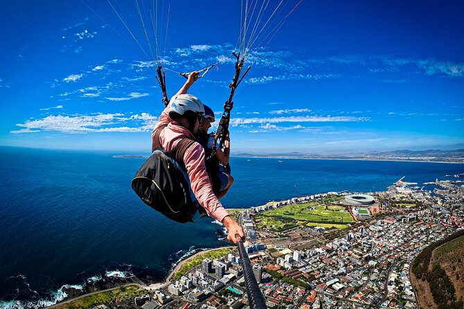 Tandem Paragliding in Cape Town with views of Table Mountain - What the first few minutes feel like