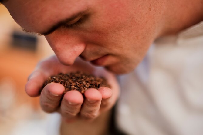 The Art of Chocolate Making Bean-To-Bar Experience in Cape Town - The tasting: dark chocolate and specialty bars
