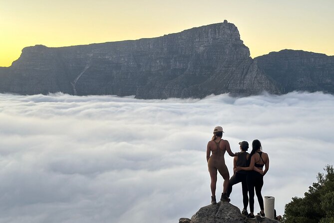 The Best! Lions Head Sunrise & Sunset Hike & Hotel Pick-up - Sunrise Over Cape Town