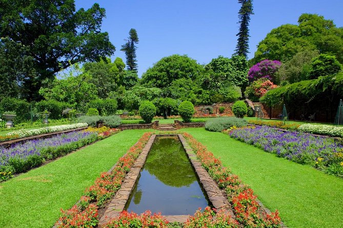 Top 10 Things to do in Durban City Tour - A brief look at the Markets of Warwick