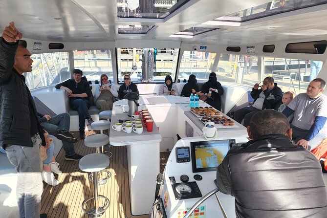 V&A Waterfront Marine Big 5 Ocean Safari - The crew makes the difference