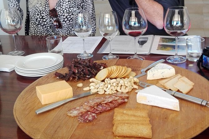 Wijntoer - Reserve tour with a winemaker! - Mitre’s Edge and a conversation with Lola